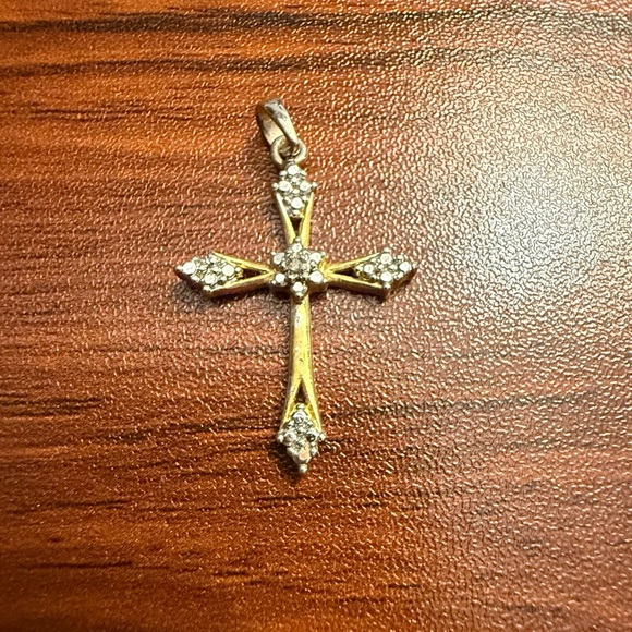 Vintage Elegant Gold and Silver Cross Pendant - Picture 3 of 4